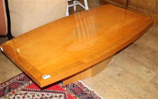 A satin maple coffee table, L.150cm D.81cm H.41cm